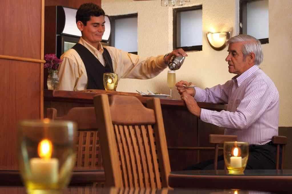 Gran Hotel Versalles Пуерто Монт Екстериор снимка